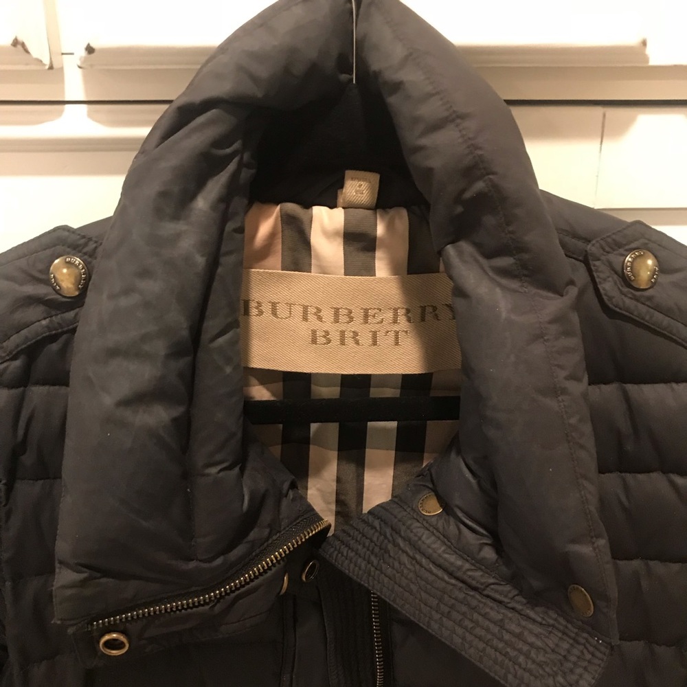 Black BURBERRY Down Puffer Coat - Picture 2 of 8